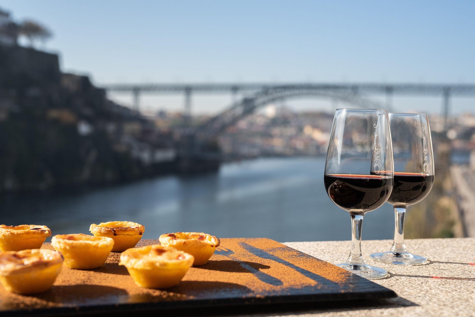 Eurostars Porto Douro Hotel Exterior photo