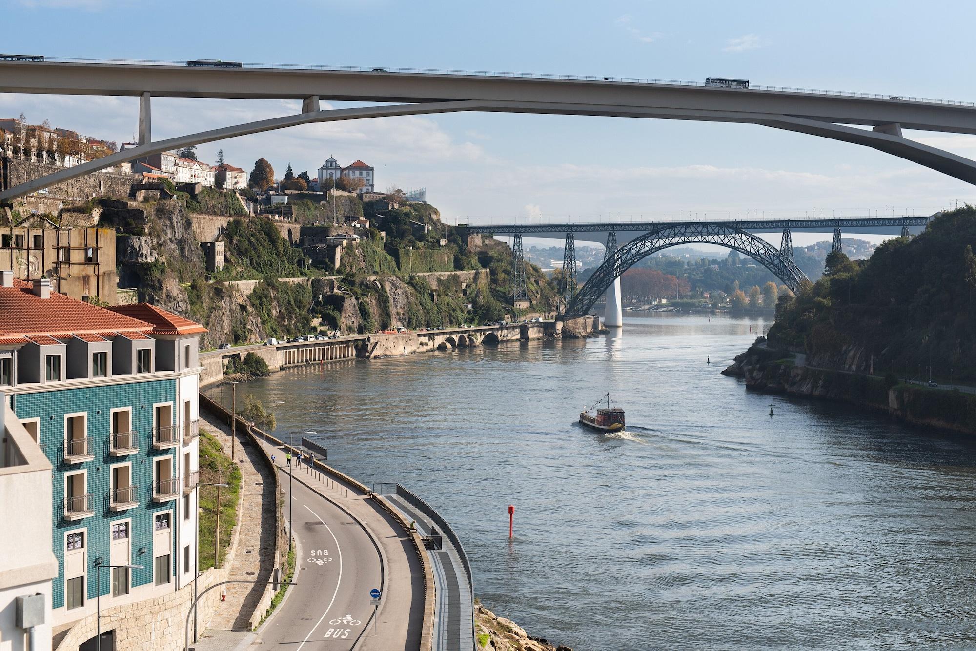 Eurostars Porto Douro Hotel Exterior photo