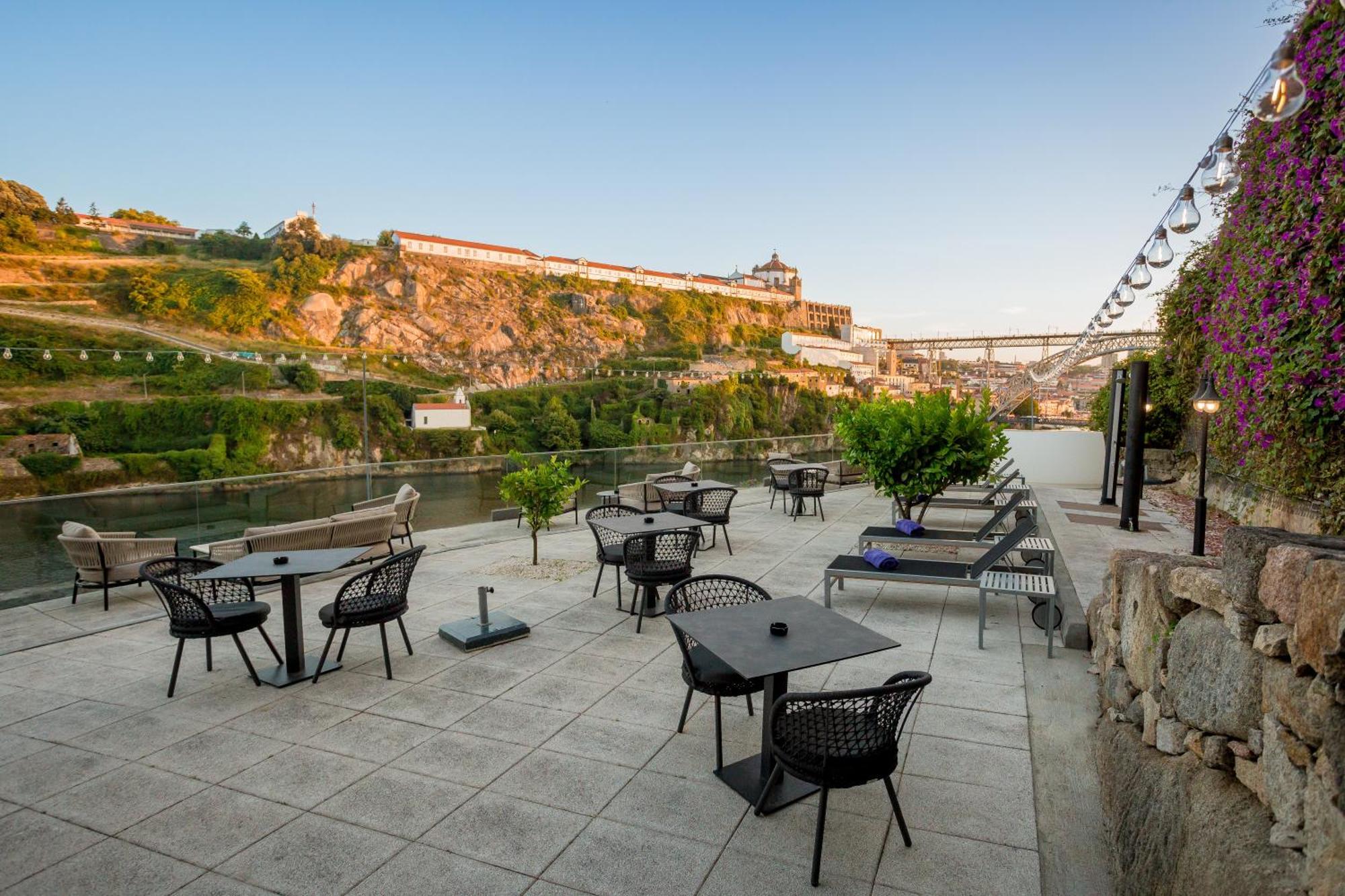 Eurostars Porto Douro Hotel Exterior photo